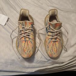  Adidas Yeezy Boost 350 V2