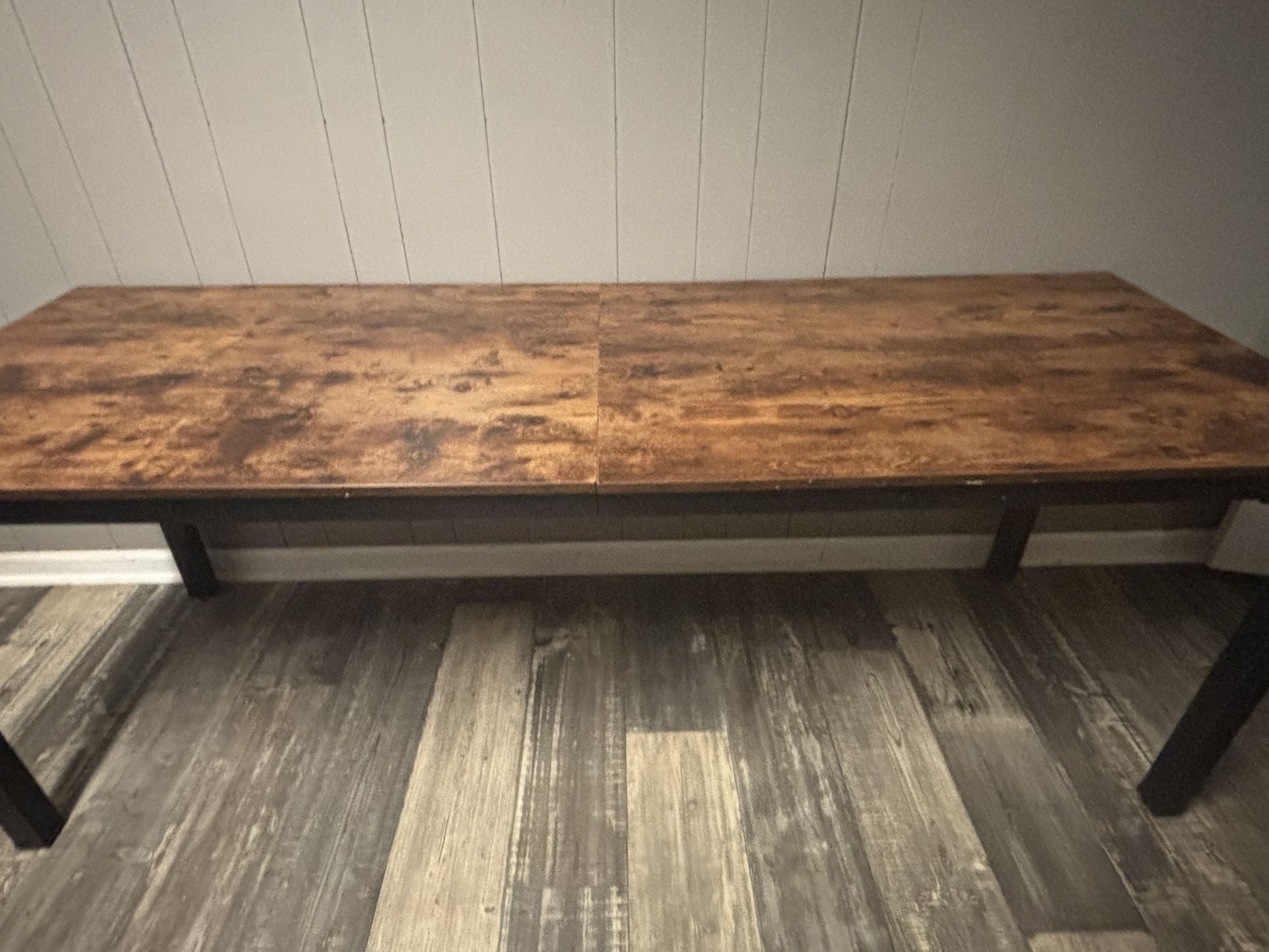 Dinning Table