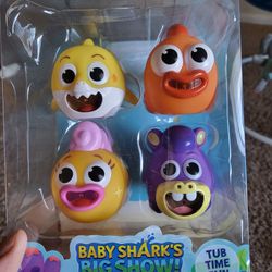 Baby Shark Bath toy 