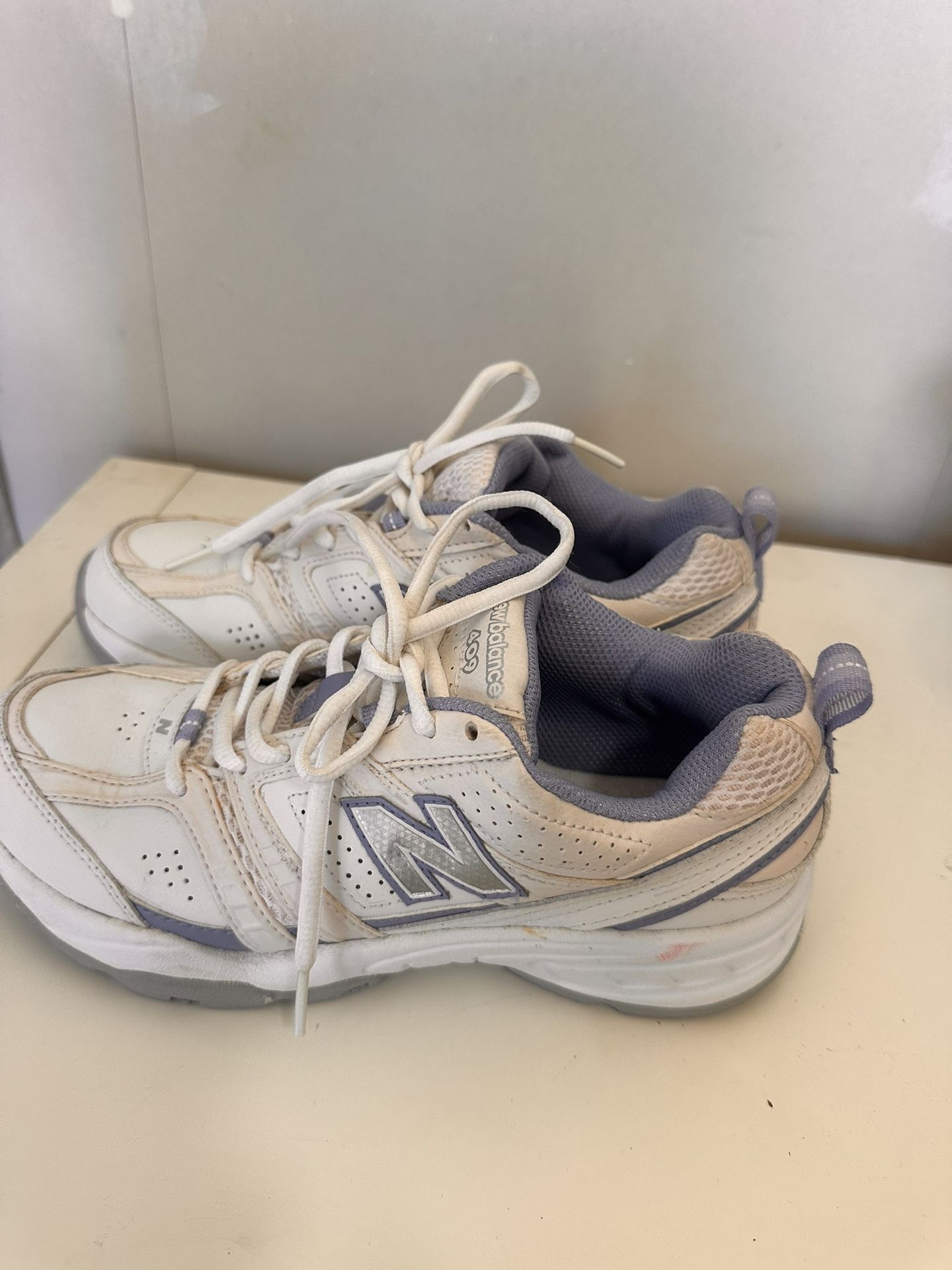 Pre Owned Women’s NEW BALANCE 409 Running Walking Sneakers Size 8