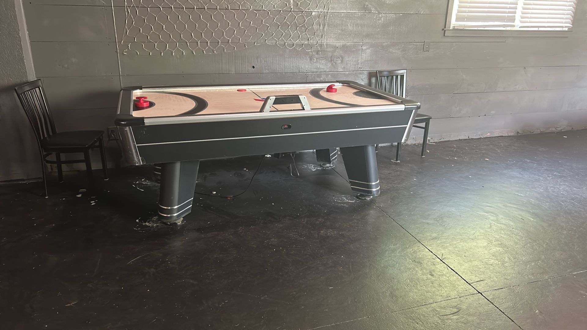 Air Hockey