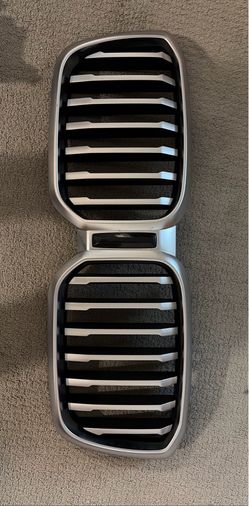 2022 OEM BMW X3 30i FRONT GRILLE, no camera