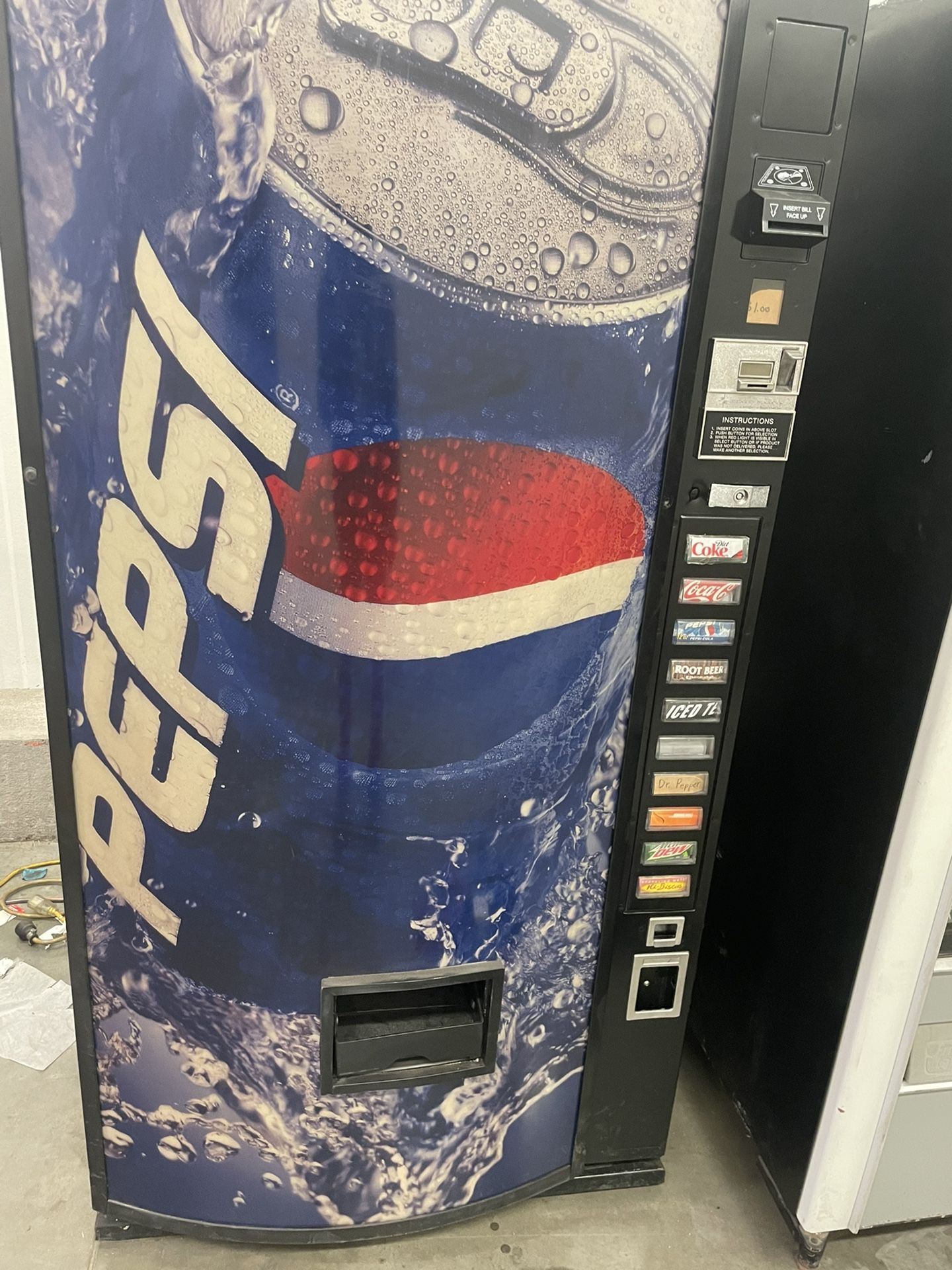 Dixie Narco Soda Machine