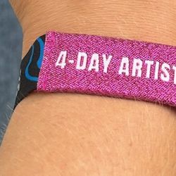 Lollapalooza 4 Day Artist Wristband