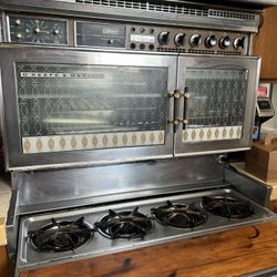 vintage O'Keefe and Merritt Contempo stove