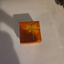 BRAND NEW, IN BOX...VERY BEAUTIFUL BLUE SAPPHIRE .925 STERLING SILVER BUTTERFLY RING (SIZE: 6)