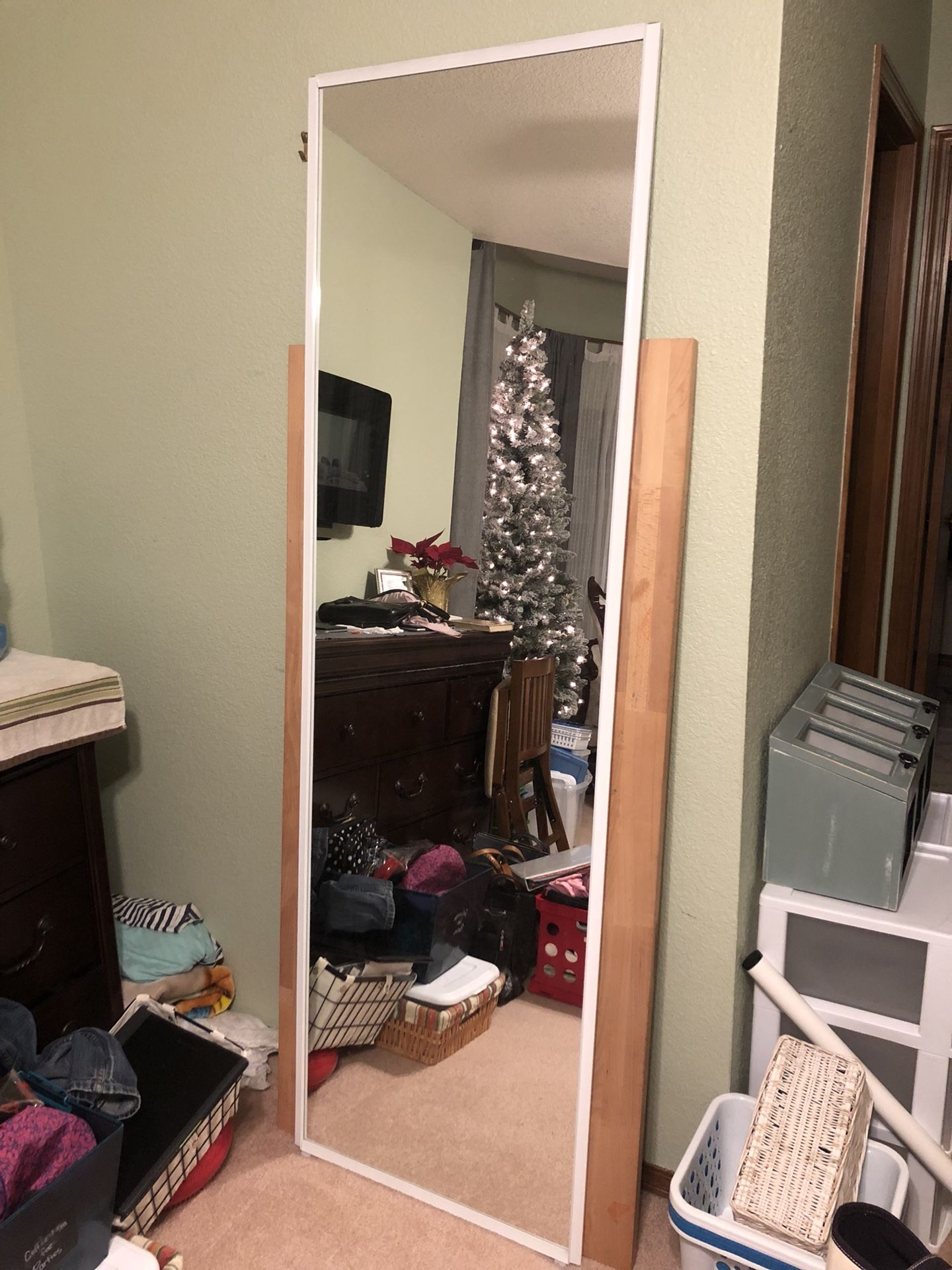 Closet door mirrors