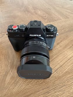 Fujifilm X-T10 mirrorless camera with Fujinon XF 35mm f/1.4 R  lens