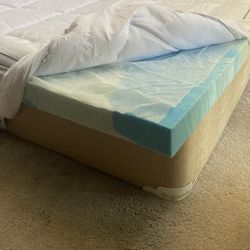 Brand New Queen Mattress Topper ViscoSoft 4" Hybrid + Used Queen Box Spring