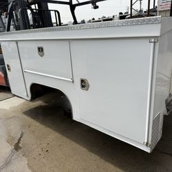 17-26 FORD F250/350 SINGLE WHEEL 8’ LONG BED , SCELZI UTILITY BODY