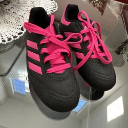 Adidas Toddler Soccer Shoes 9T New Condition 