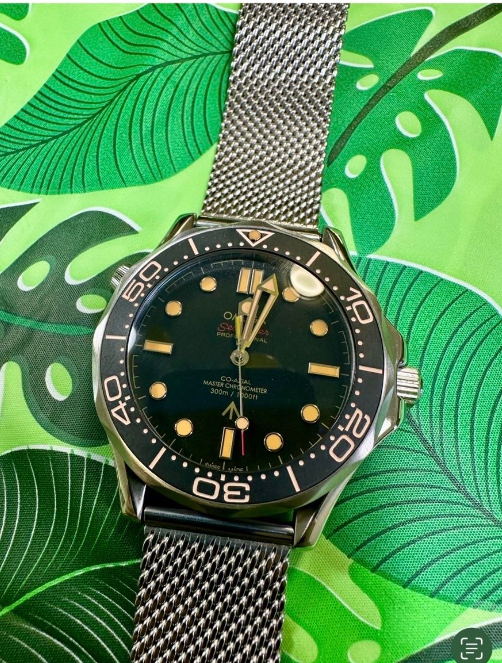 OMEGA James Bond 007 Edition Seamaster Diver 300M Co-Axial Master ...