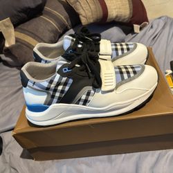 Burberry Shoes 