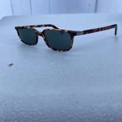 Vintage Women Gucci Frames 