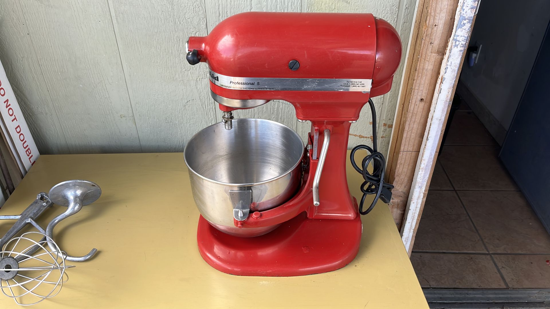 Kitchen aid professional 5 mixer