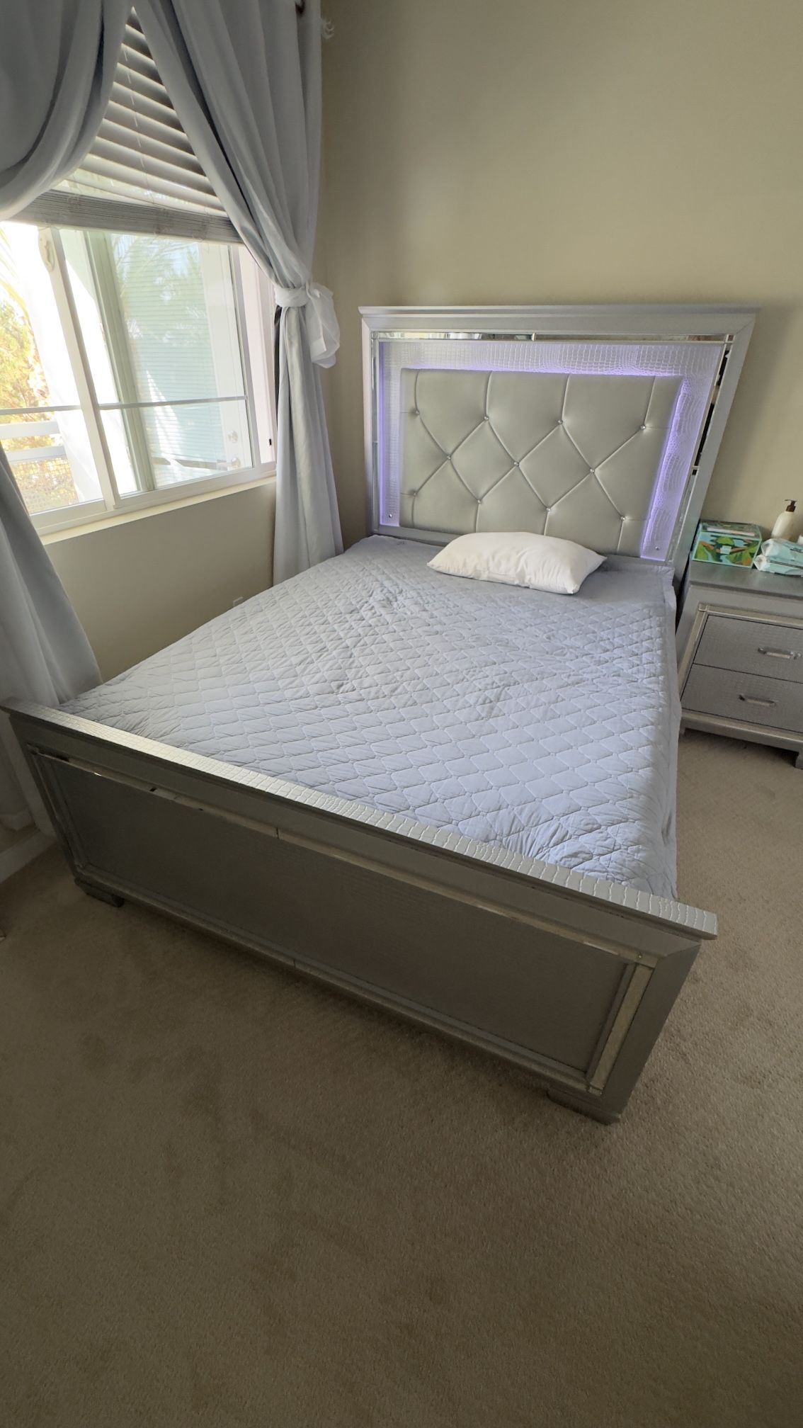 2 bedroom sets available (queen bed, nightstand, mirrors, couch etc)