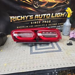 22 2022 Chevrolet Camaro 1LT 2.0 Quarter Panel Mounted Right Tail Light Lamp B