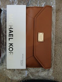 Michael Kors Slim Sleeve