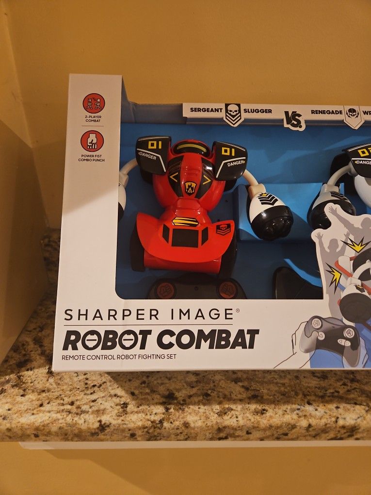 Robot Rumble Sharper Image Remote Fighting RC