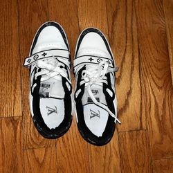 LV(louis vuttion) trainers