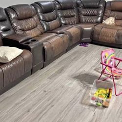 Leather Sectional Couch 