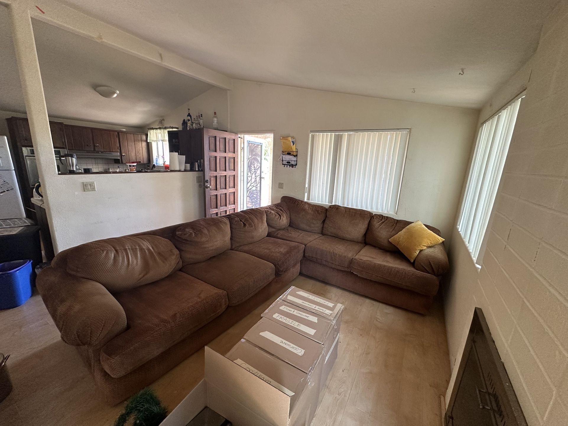 FREE BROWN SECTIONAL COUCH