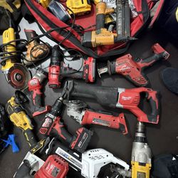Lots Of Power Tools Milwaukee M, Dewalt, Hart, Craftsman 