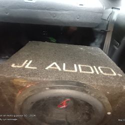 Jl Audio Slot Port Basswedge 12" Sub Box