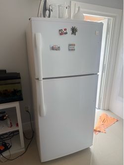 Refrigerator, refrigerador