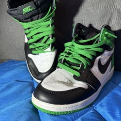 Air Jordan 1 Mid Black White Green Youth 6Y Women’s 7.5 FD1437-031