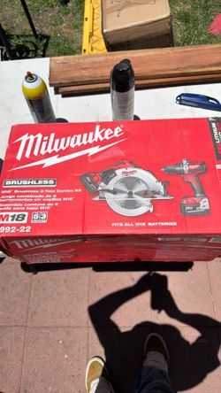 Milwaukee brushless 2 tool kit