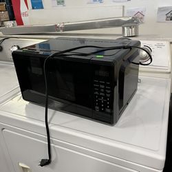 Various Microwaves See Photos (in Store)