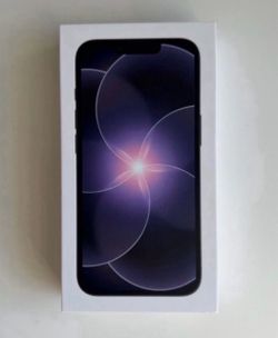 Brand new iPhone 17e unlocked 256gb black color