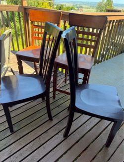 Chairs for table 100 % wood
