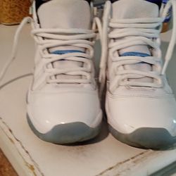 Air Jordan Legend Blue 11