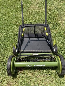 Sun Joe FBA MJ502M Reel Mower w/ 8.5-Gallon, 9-Position Height Adjustment,  Foam Grip, Compact Design, Green, 20-Inch Manual Cut for Sale in San