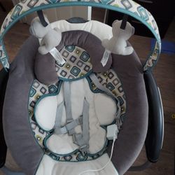 Baby automatic Swing