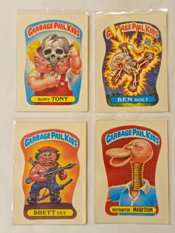 (4) VINTAGE 1986 TOPPS . GARBAGE PAIL KIDS LOT .