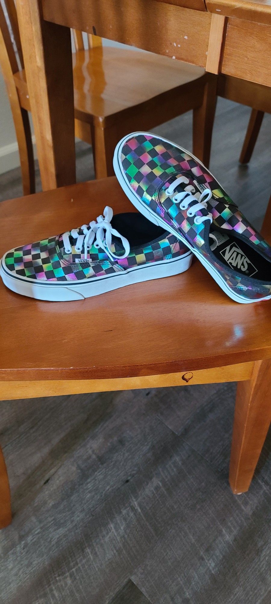 VANS Authentic Iridescent
Check