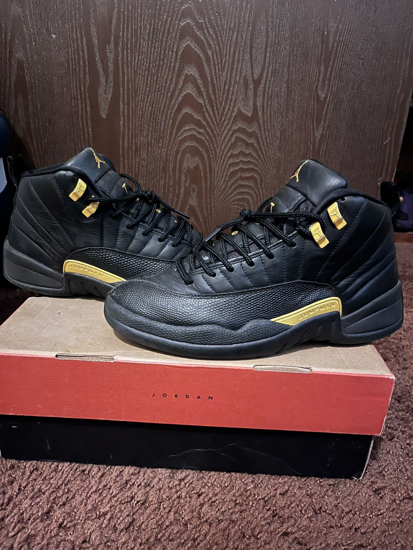 Jordan 12 Taxis