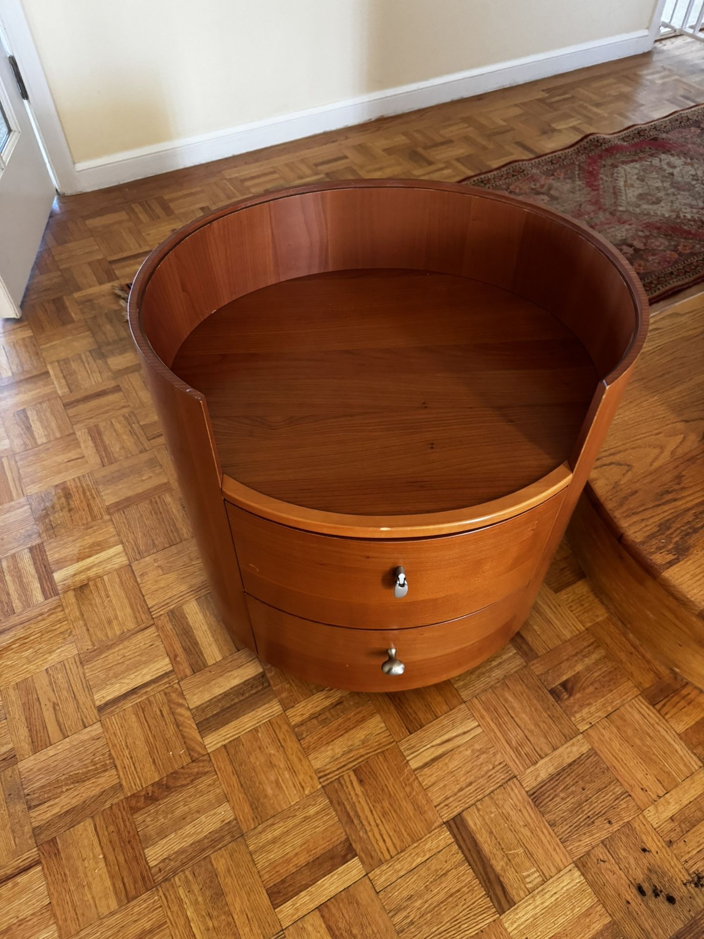 Nightstand/Side Table