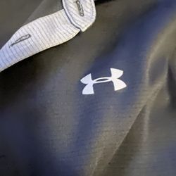 Under Armour Men’s Heat Gear, Short Sleeve Shirt, Large, Black