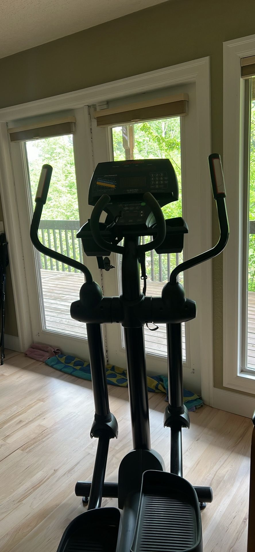 LifeFitness 9500HR Elliptical Used No Battery