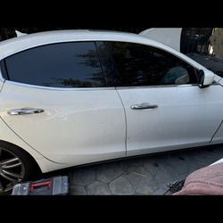 Maserati Ghibli 2015-2019 Doors, Transmission, Roof Airbags , Ceiling,sunroof ,rear Window 