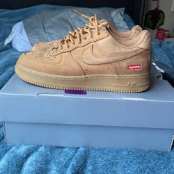 Nike Air Force One Supreme