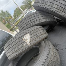 4 General Grabber H/T 275/65R/18 Like New Tires 