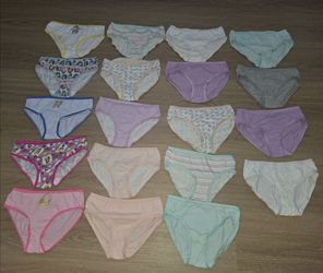 Lot of 19 Pairs of Toddler Underwear Panties Size 8
