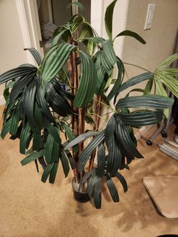Artificial tree