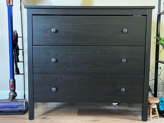 Black Dresser