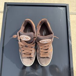 Adidas campus - Size 9 - Barely Worn - Willing To Negotiation